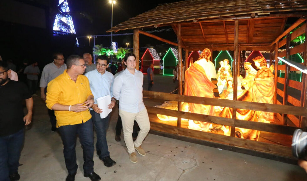 Governador de Sergipe faz vistoria em Vila do Natal Iluminado
