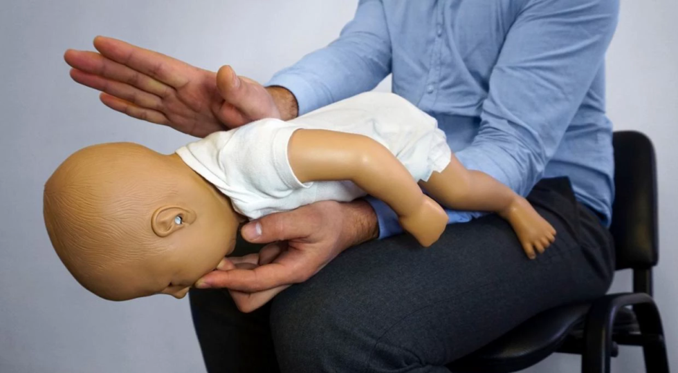 Projeto de lei sobre instruções de Manobra de Heimlich é aprovado