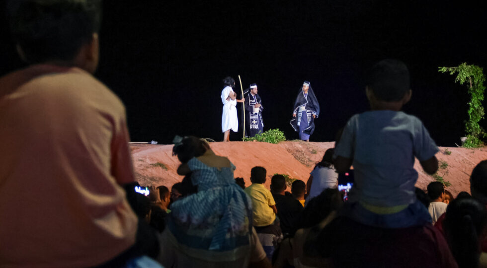 Vila da Páscoa Iluminada encerra programação neste domingo e deixa público saudoso