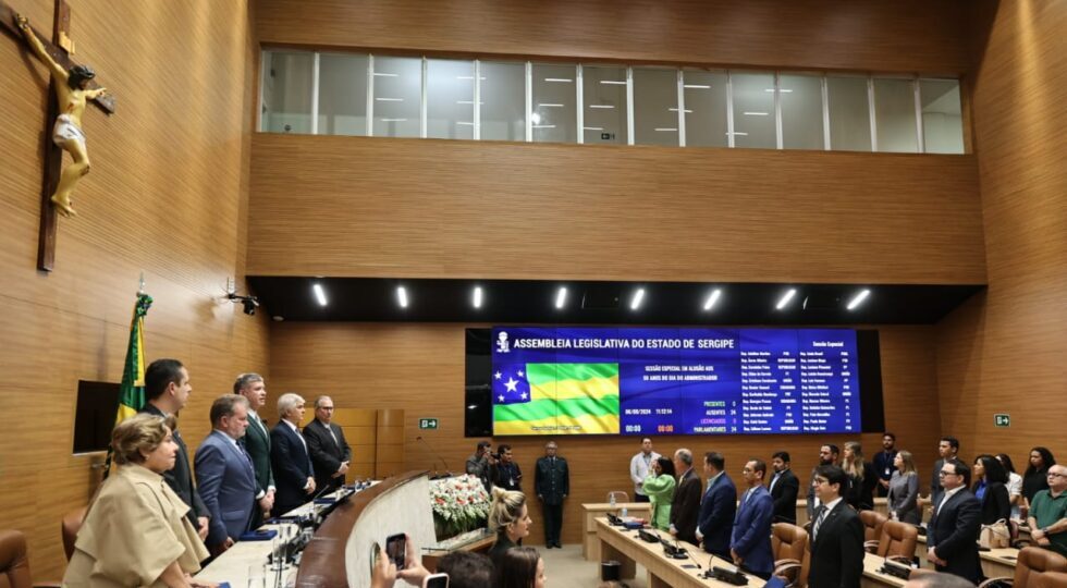 Sessão Especial comemora Dia do Administrador na Alese