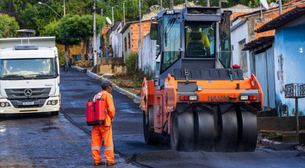 Governo do Estado já executou mais de 1 milhão de metros quadrados de pavimentação