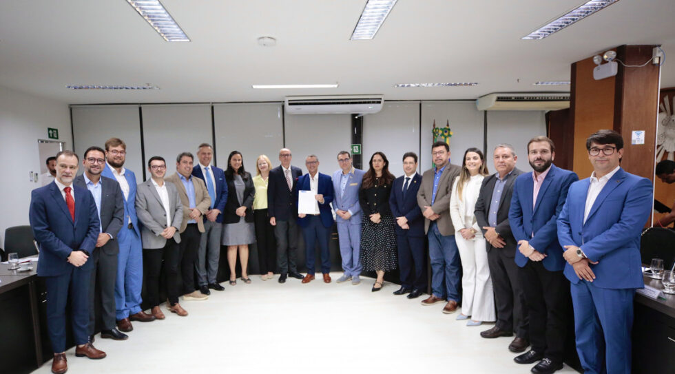 Governo de Sergipe recebe embaixador da Áustria para discutir cooperação bilateral