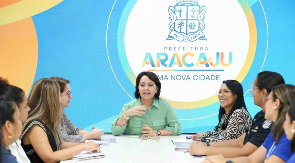 “A tarifa do transporte público está congelada”, garante a prefeita Emília Corrêa
