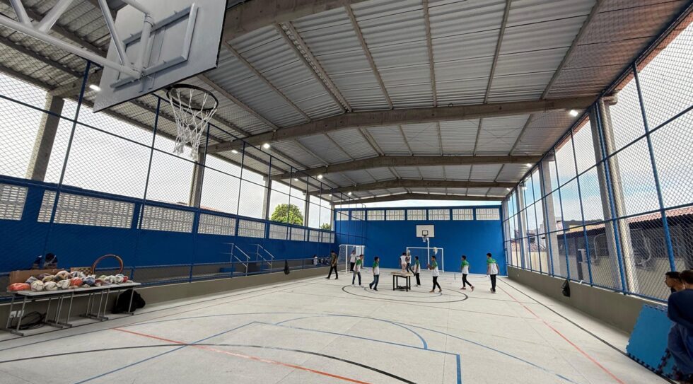 Governo de Sergipe entrega 73ª obra da Educação com quadra de esportes e climatização do Colégio Jorge Amado em Socorro