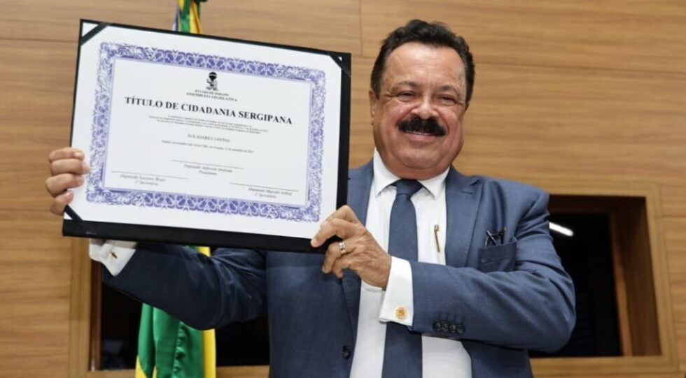 Alese concede Título de Cidadão Sergipano ao empresário Ivã Soares Santos