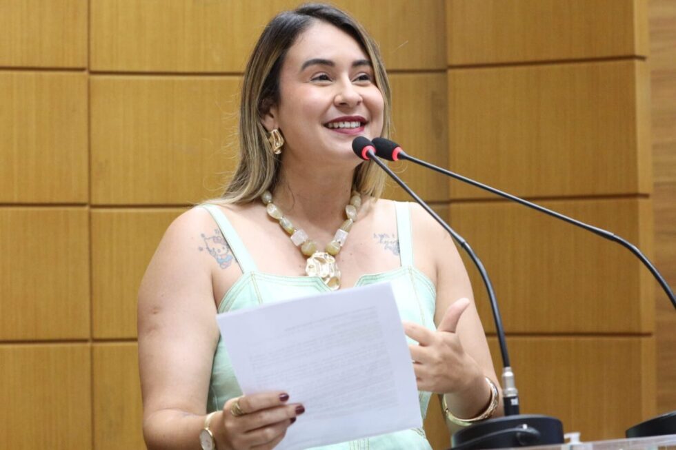 Deputada Kitty Lima destaca geração de empregos em Sergipe