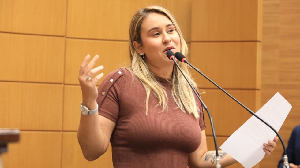 Kitty Lima ressalta avanços em obras públicas e cobra respeito à lei dos fogos silenciosos