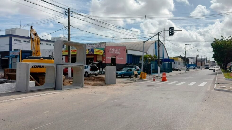SMTT orienta condutores sobre bloqueio em cruzamento da Av. Simeão Sobral a partir desta quinta, 8